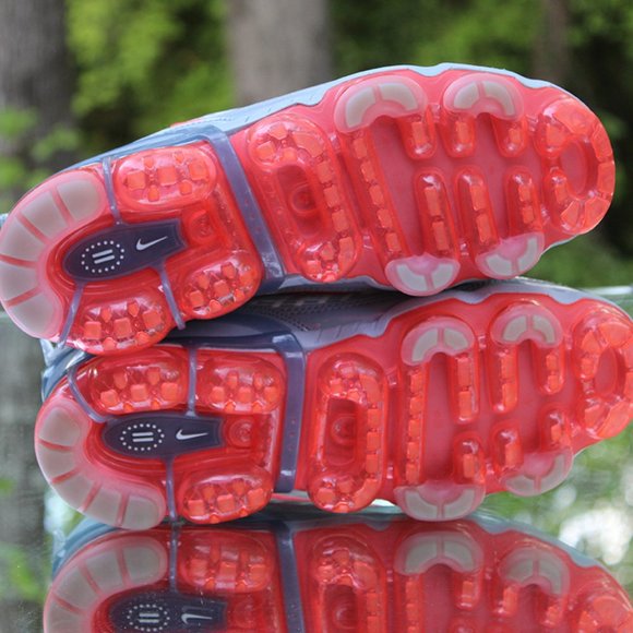 Nike Air Vapormax 360 Men’s Size 8 - Picture 13 of 16